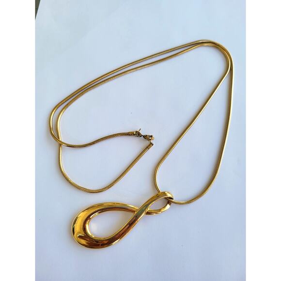 Vintage Monet Eternity Pendant Necklace and Original Gold Snake Chain Signed - Picture 3 of 9